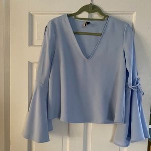 TOPSHOP LIGHT BLUE TRUMPET TIE SLEEVE TOP